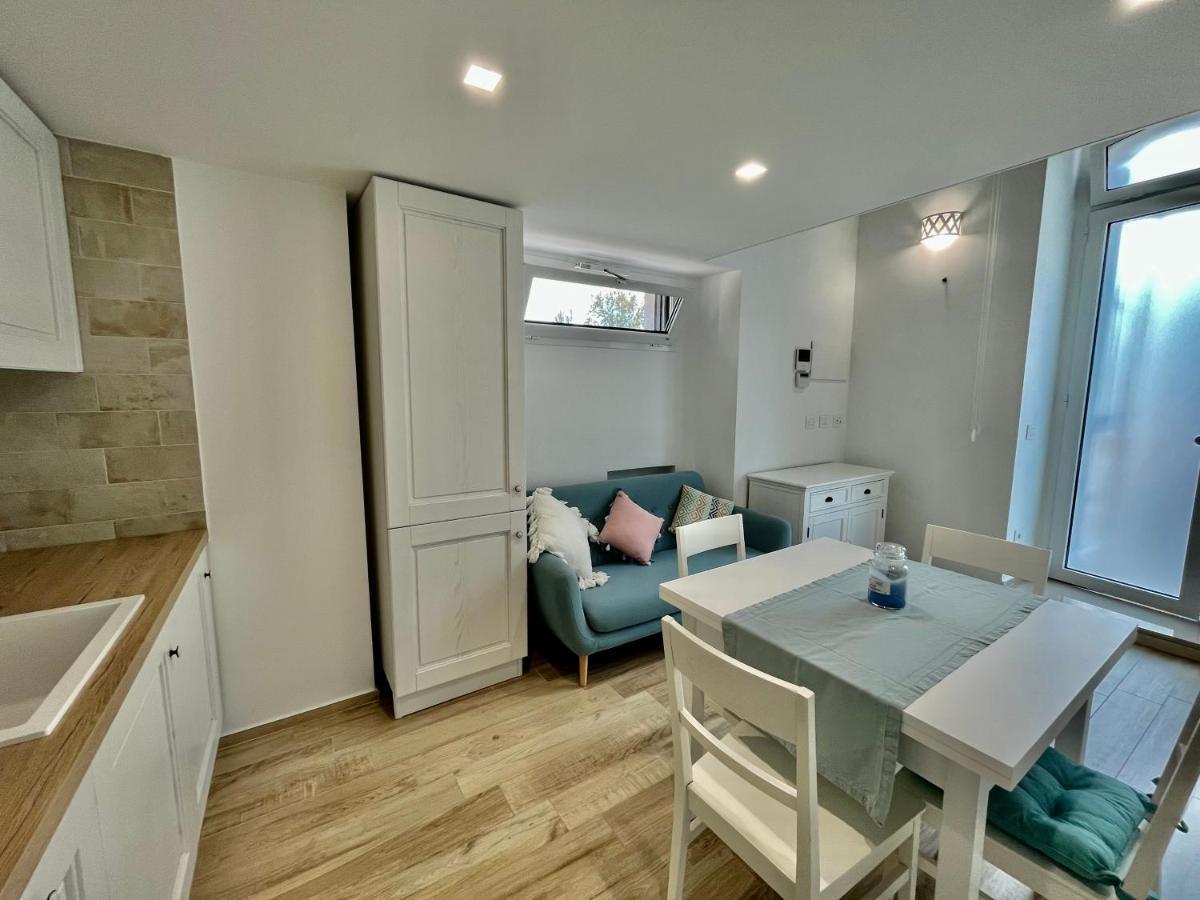 Il Bugi Apartment Giovinazzo Bagian luar foto